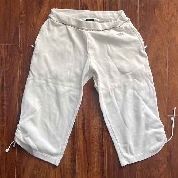 Burberry Ladies White Logo Golf Casual Shorts Med Sweat Short